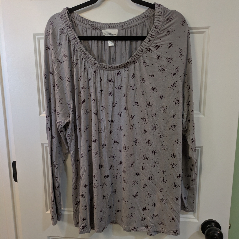 🔴 3/$15 Jessica Simpson Lavender Patterned Long Sleeve Top